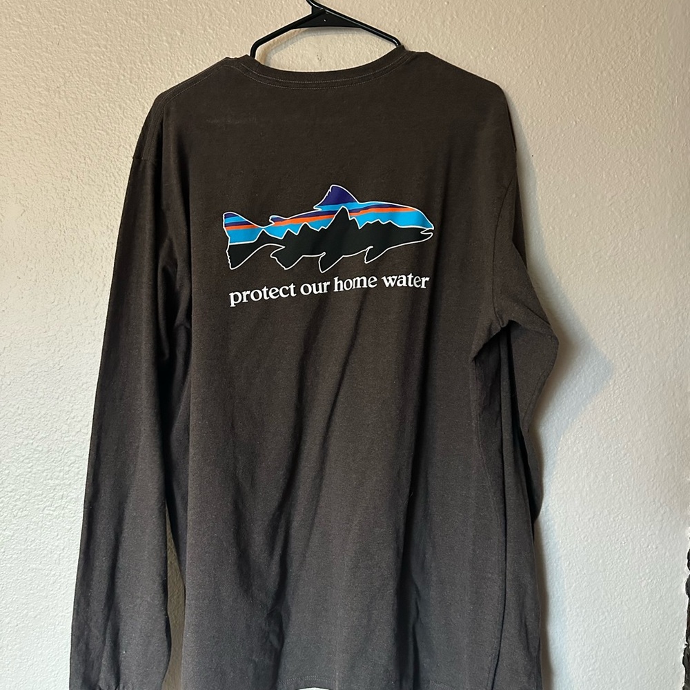 Patagonia Men's Dark Brown Long Sleeve Tee - Picture 3 of 4
